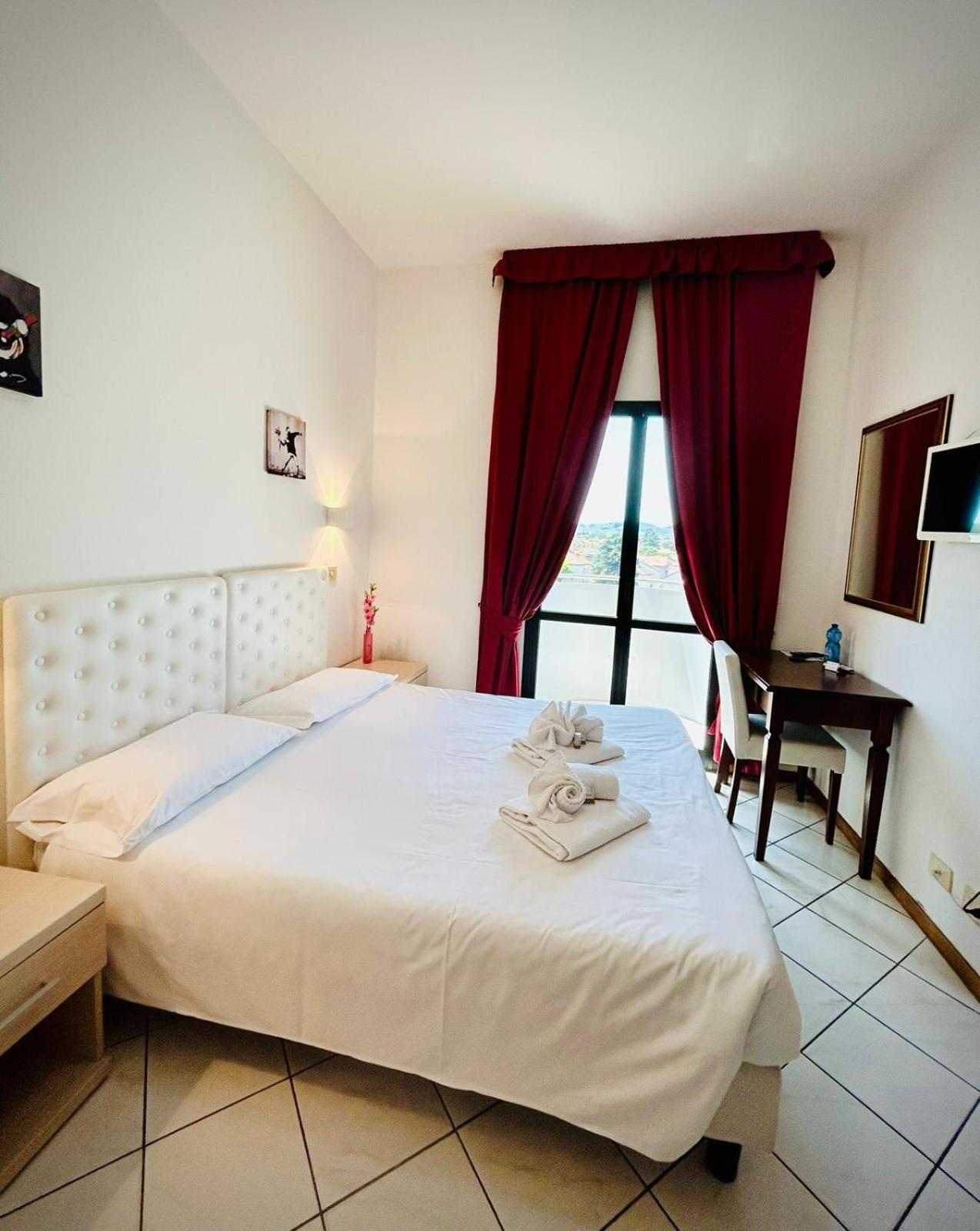 Hotel Romagna Cesena Bagian luar foto